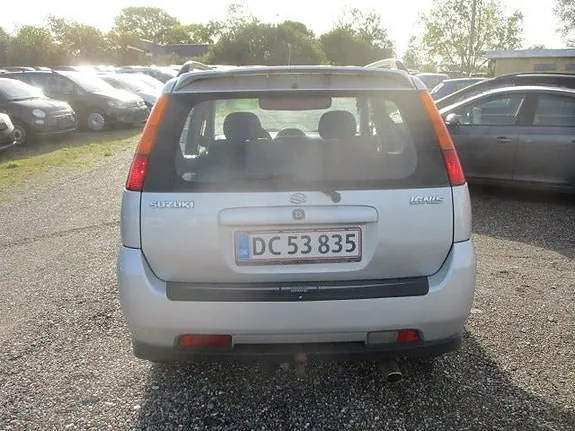Suzuki Ignis 2006 photo 4