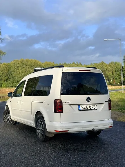 Volkswagen Caddy Maxi 2020 photo 2