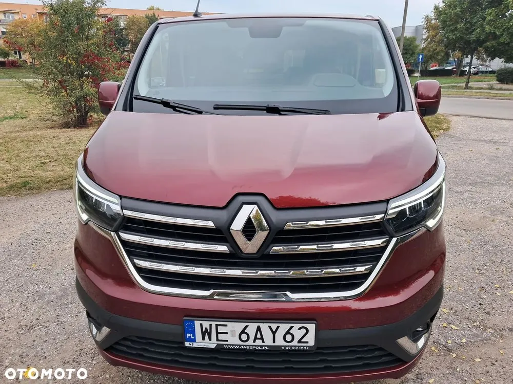 Renault Trafic 2023 photo 2
