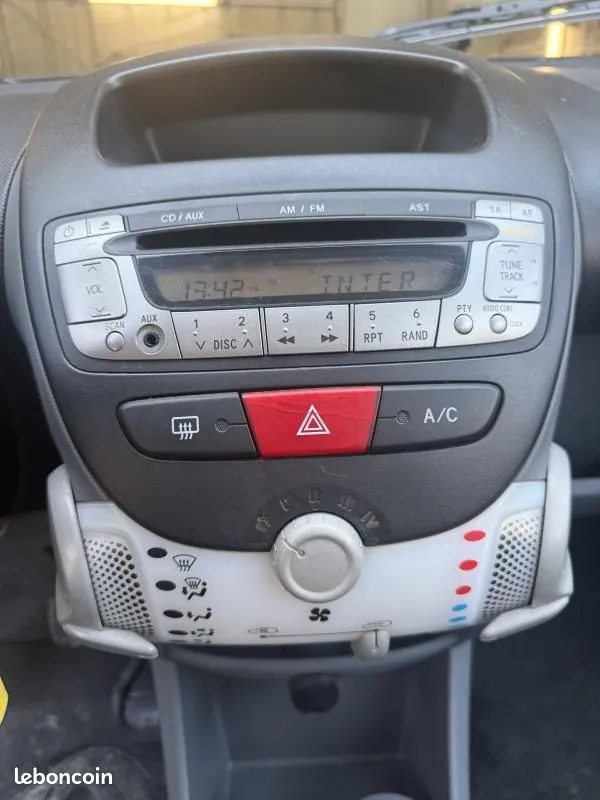 Citroen C1 2010 photo 5
