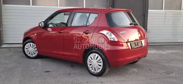 Suzuki Swift 2013 photo 5