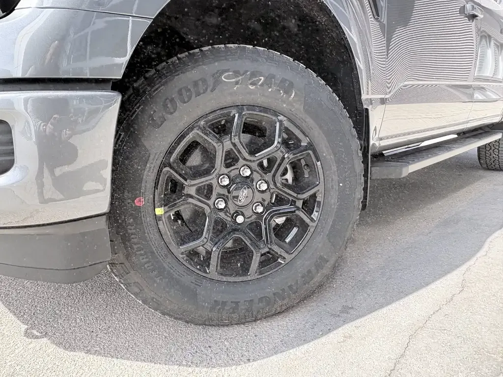 Ford F-150 2026 photo 3