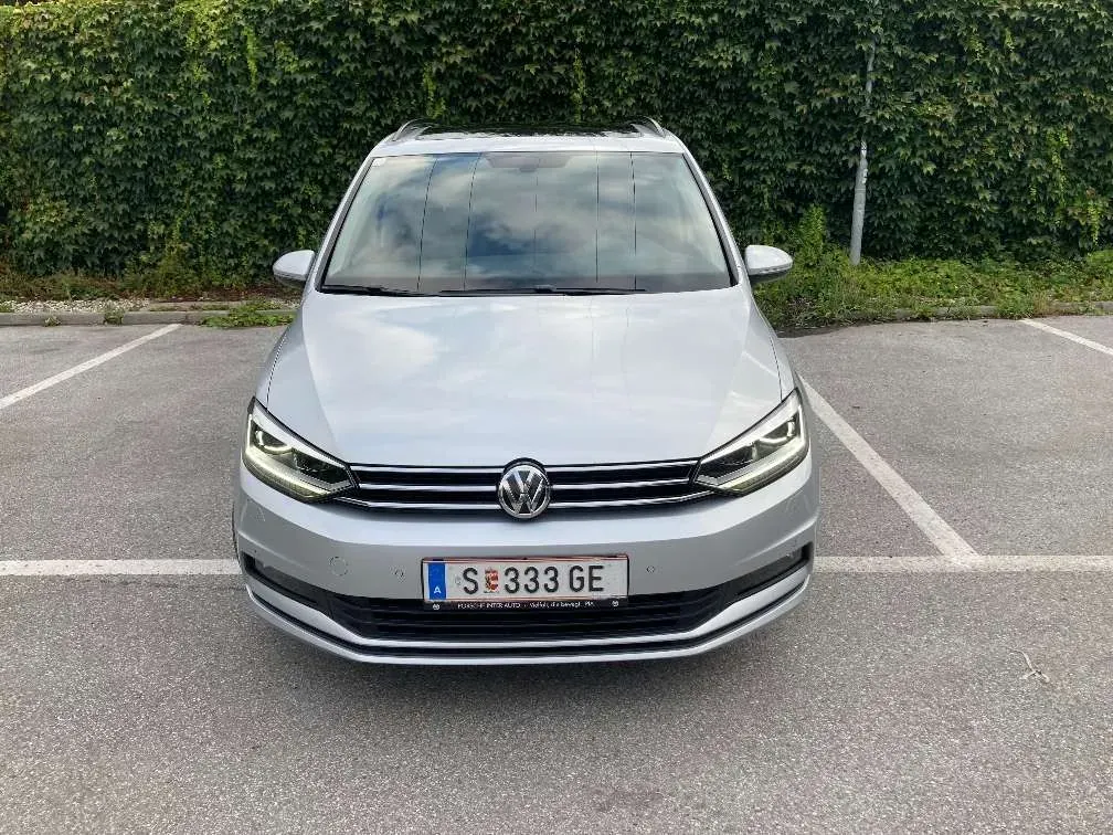 Volkswagen Touran 2019 photo 2