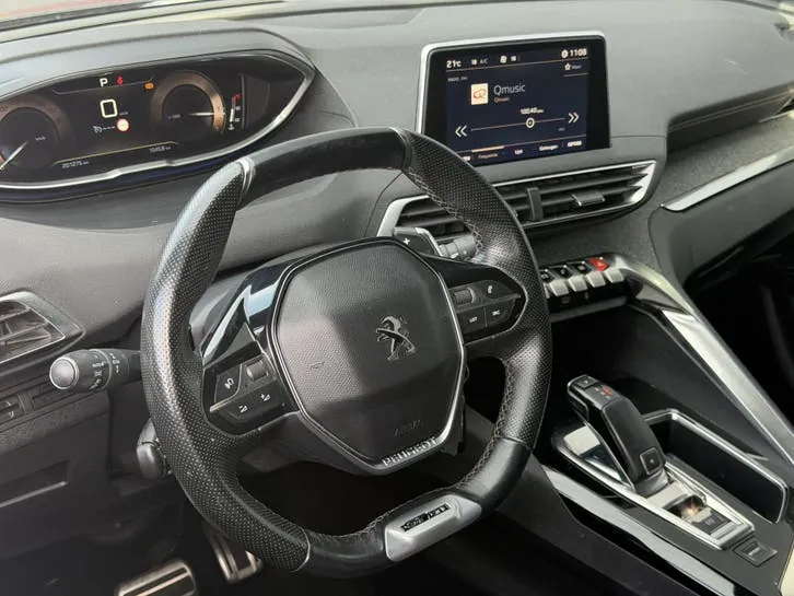 Peugeot 5008 2017 photo 3