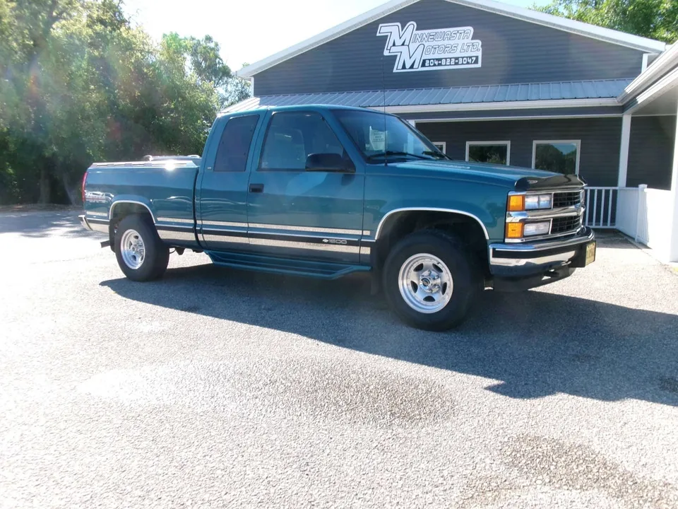 Chevrolet Silverado 1500 1998 photo 2