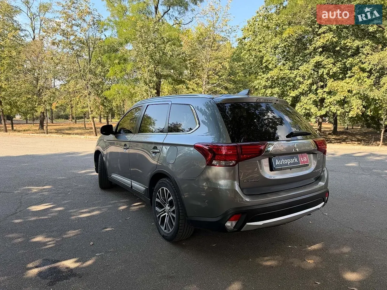 Mitsubishi Outlander 2017 photo 3