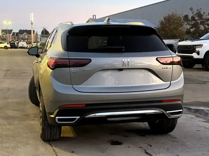 Buick Envision 2026 photo 5
