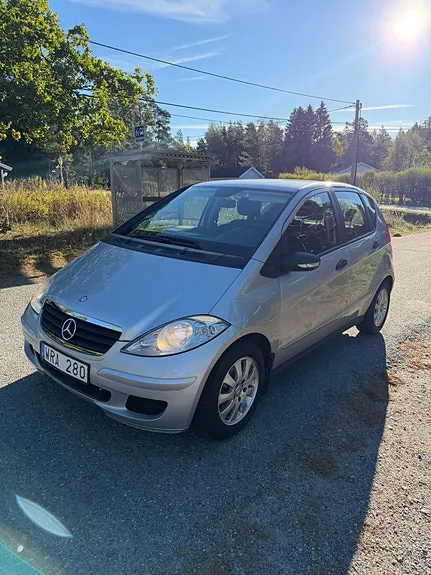 Mercedes-Benz A150 2005 photo 2