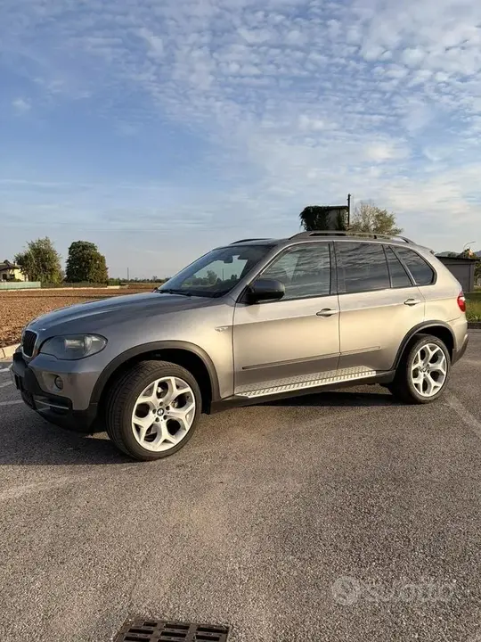 BMW X5 2007 photo 2