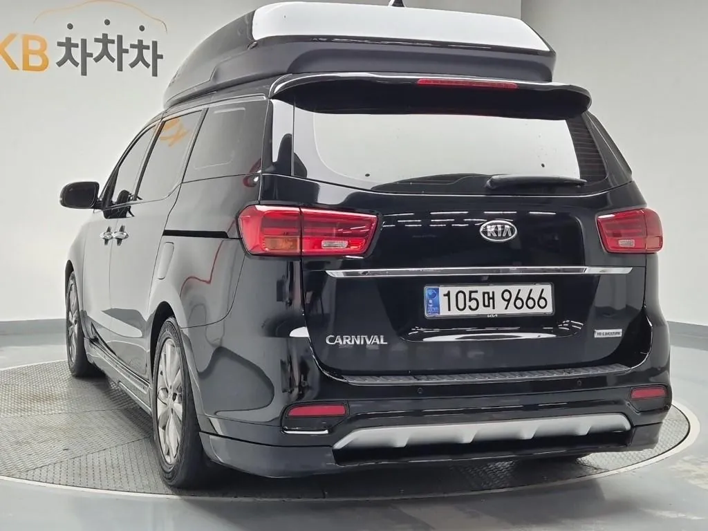 Kia Carnival 2019 photo 2
