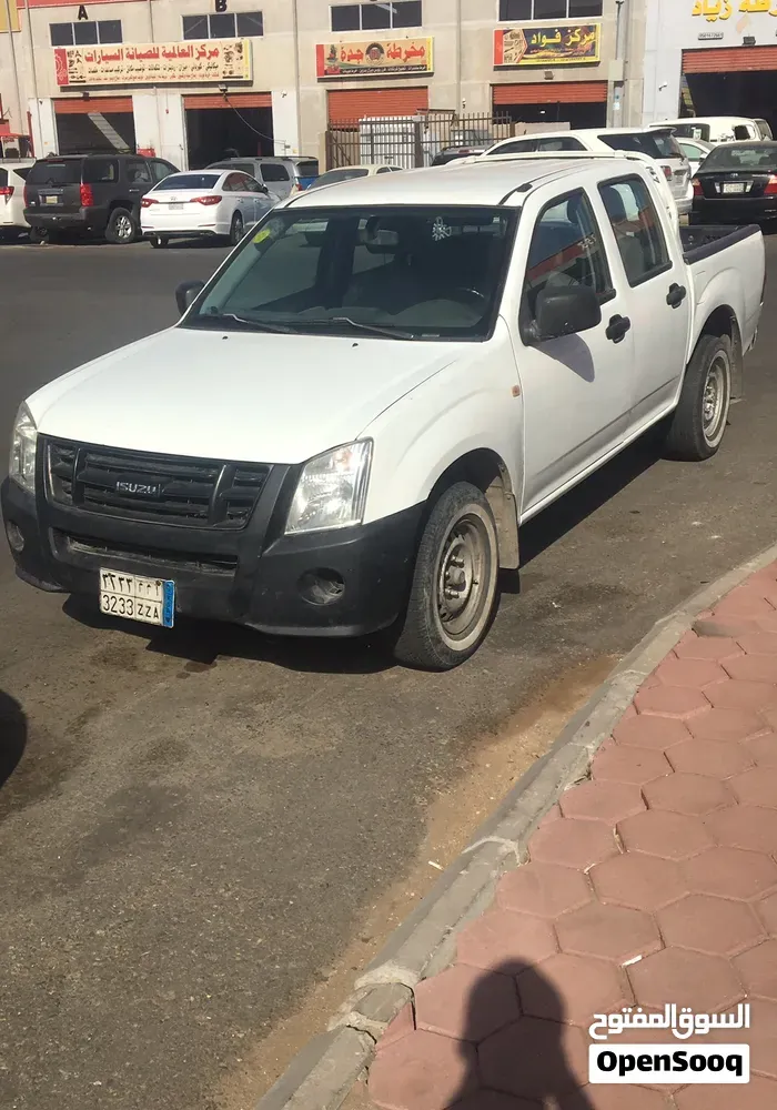 Isuzu D-Max 2012 photo 2