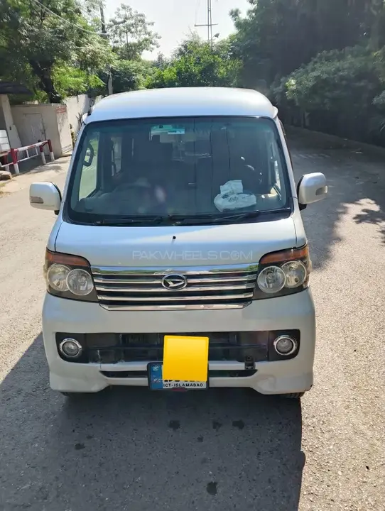 Daihatsu Atrai Wagon