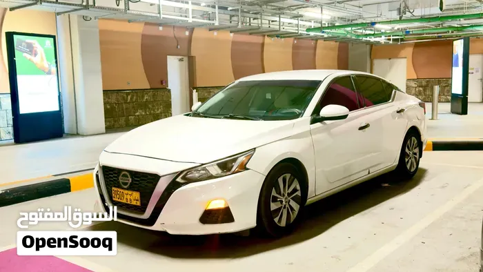 Nissan Altima 2020 photo 3