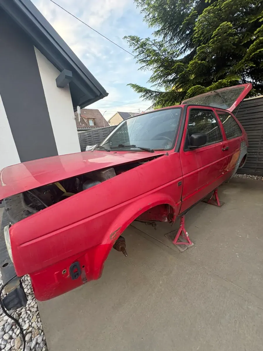 Volkswagen Golf 1990 photo 2