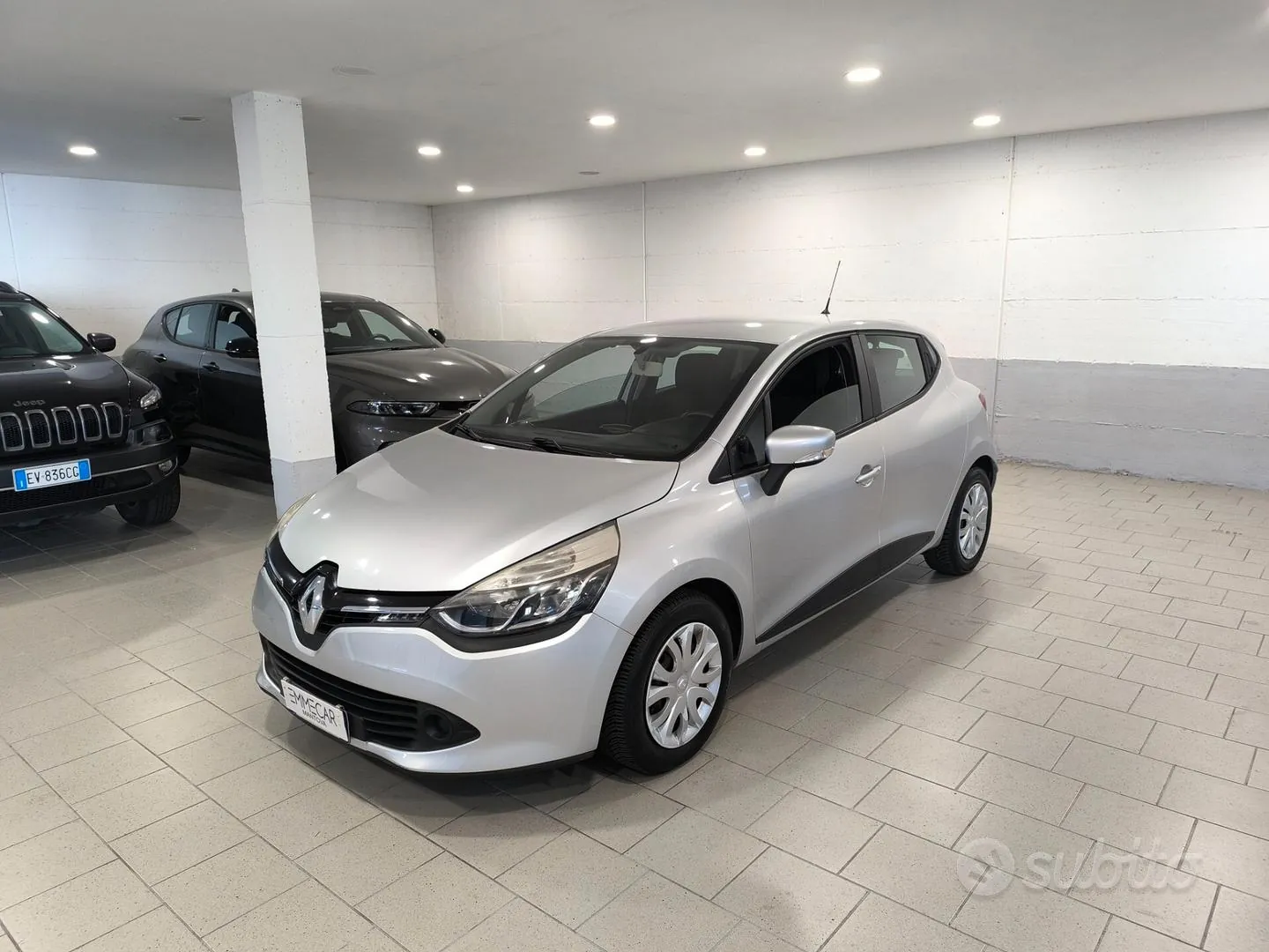 Renault Clio 2014 photo 2