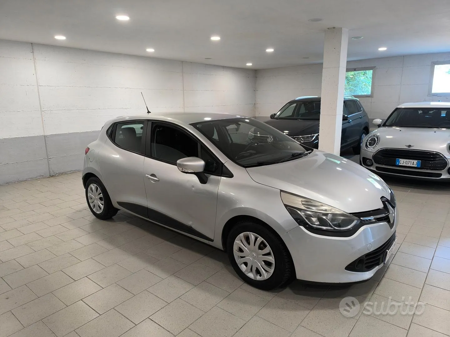 Renault Clio 2014 photo 4
