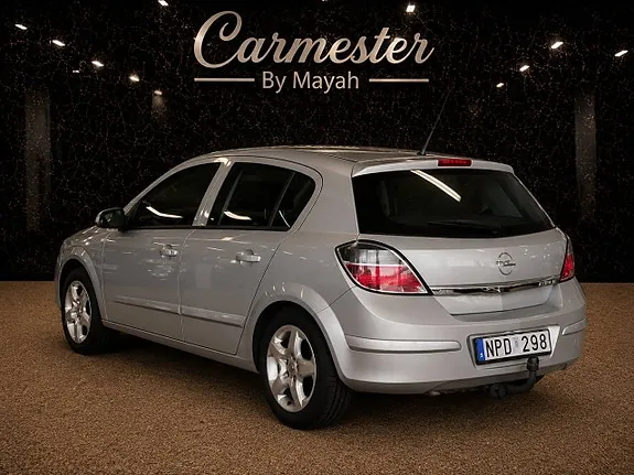 Opel Astra 2009 photo 3