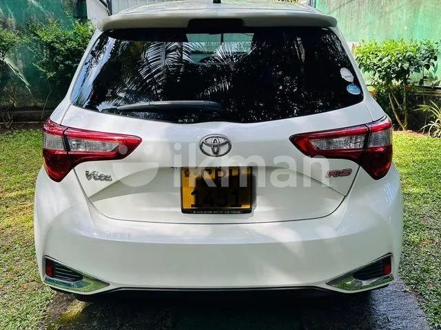 Toyota Vitz 2019 photo 4