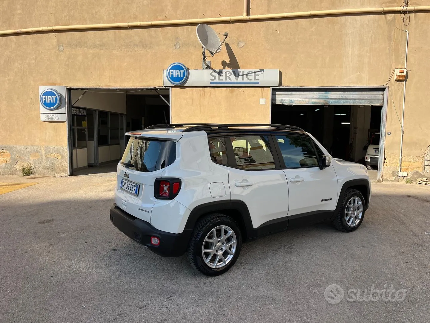 Jeep Renegade 2022 photo 2
