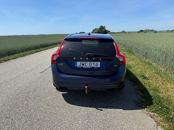 Volvo V60 2016 photo 5