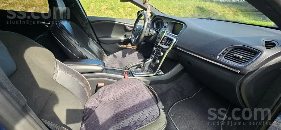 Volvo V40 2018 photo 5
