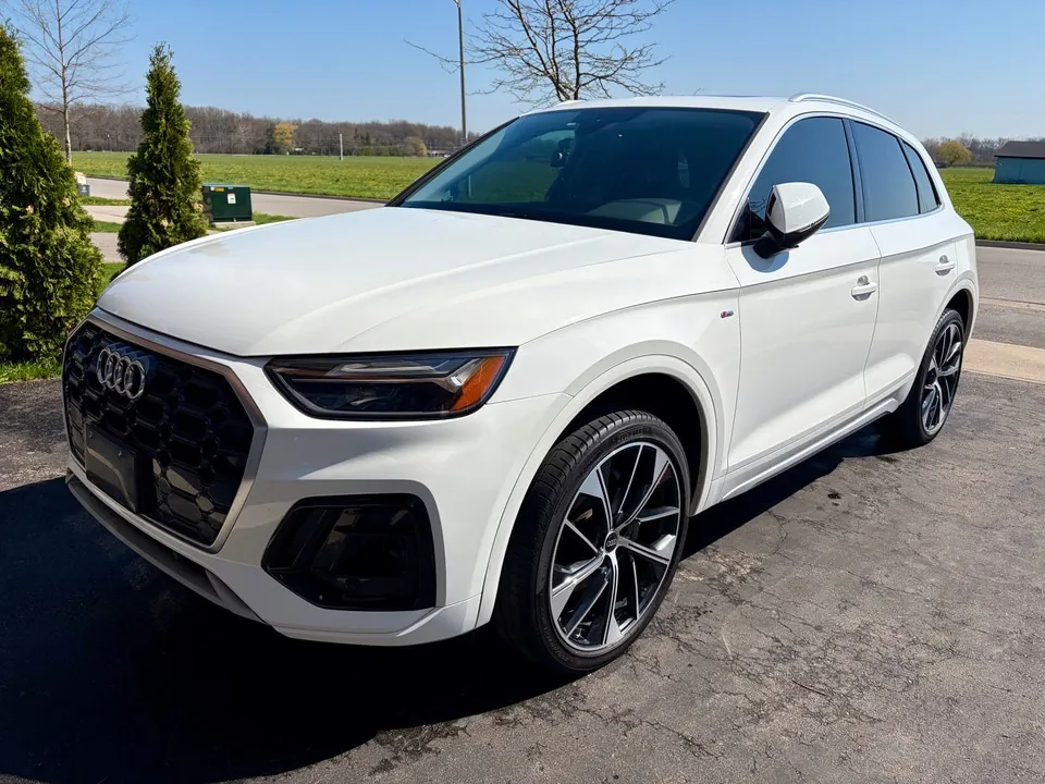 Audi Q5 2022 photo 2