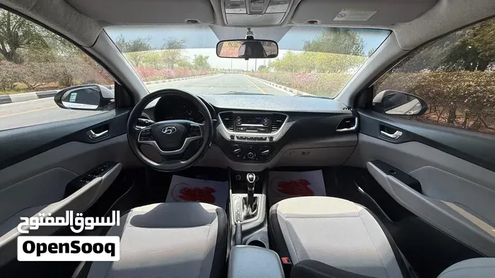Hyundai Accent 2022 photo 3