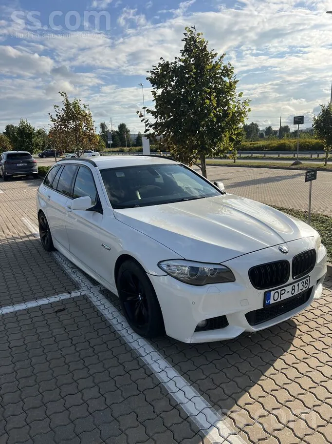 BMW 520 2010 photo 4