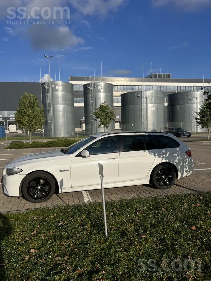 BMW 520 2010 photo 5