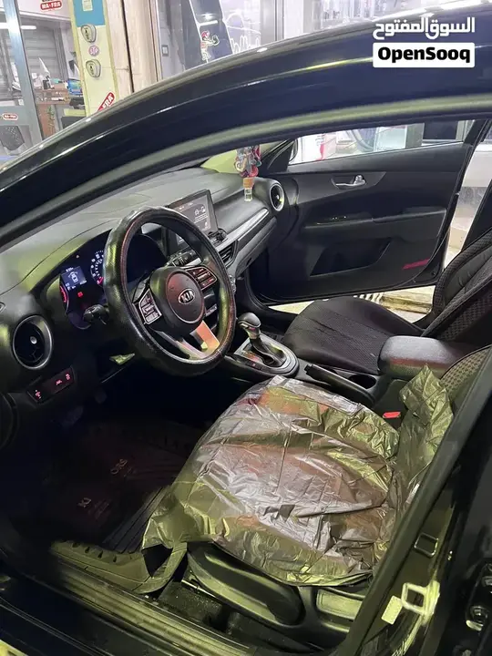 Kia Forte 2019 photo 4