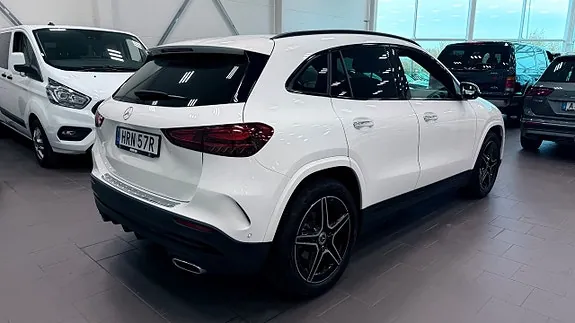 Mercedes-Benz Gla200 2025 photo 4