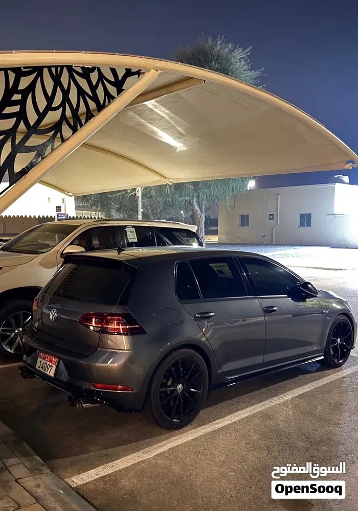 Volkswagen Golf R 2018 photo 3