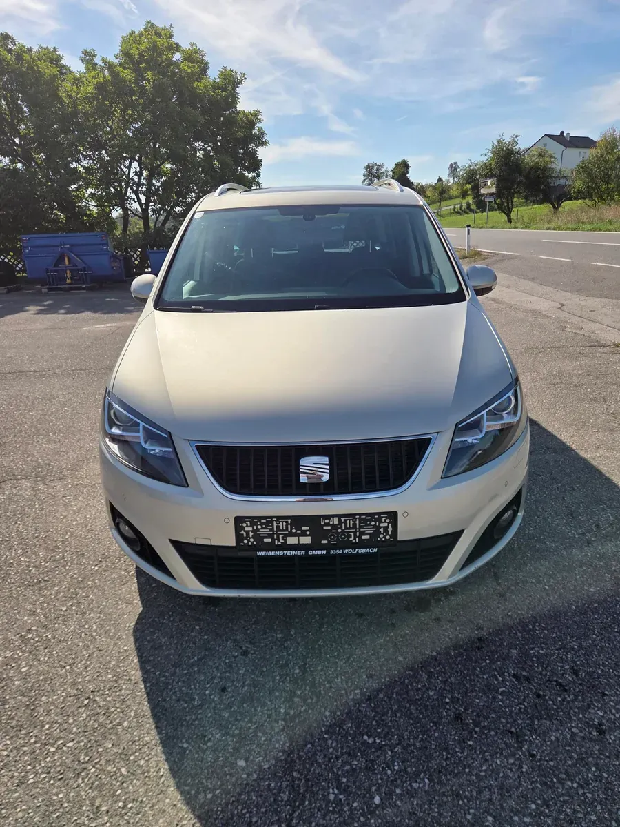 Seat Alhambra 2011 photo 3