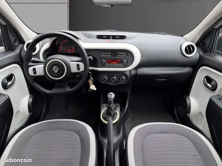Renault Twingo 2016 photo 2