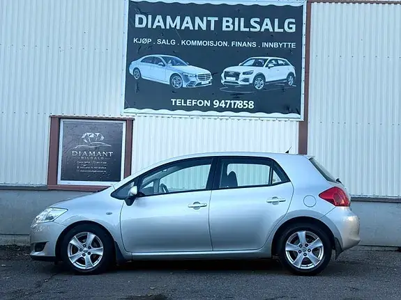 Toyota Auris 2007 photo 4