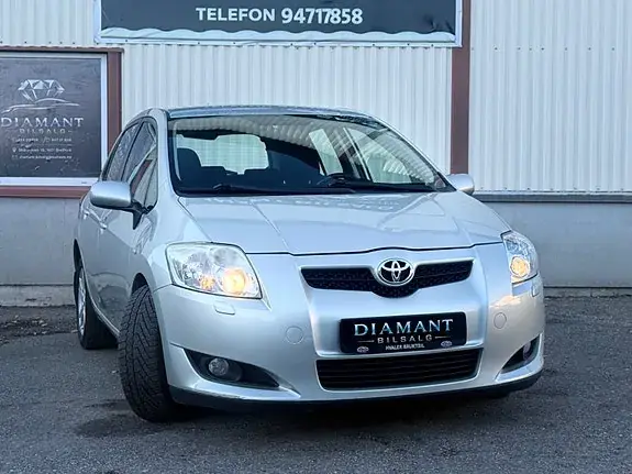 Toyota Auris 2007 photo 3