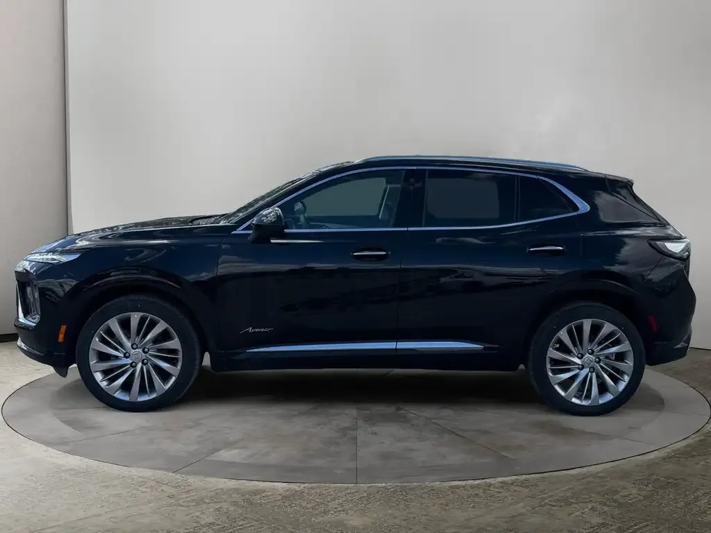 Buick Envision 2026 photo 2