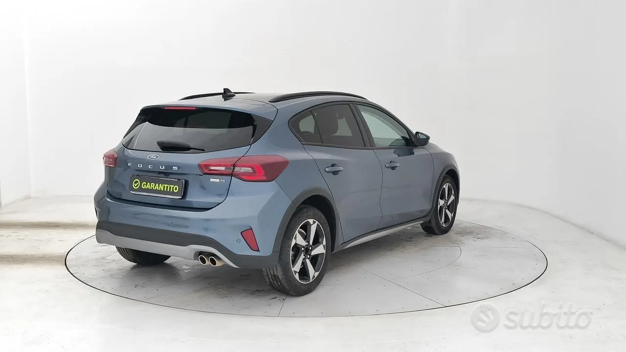Ford Focus 2023 photo 5