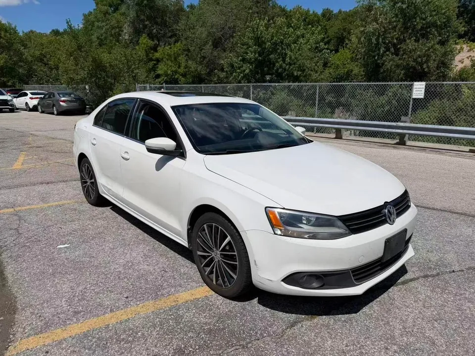 Volkswagen Jetta 2013 photo 3