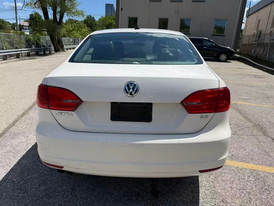 Volkswagen Jetta 2013 photo 5