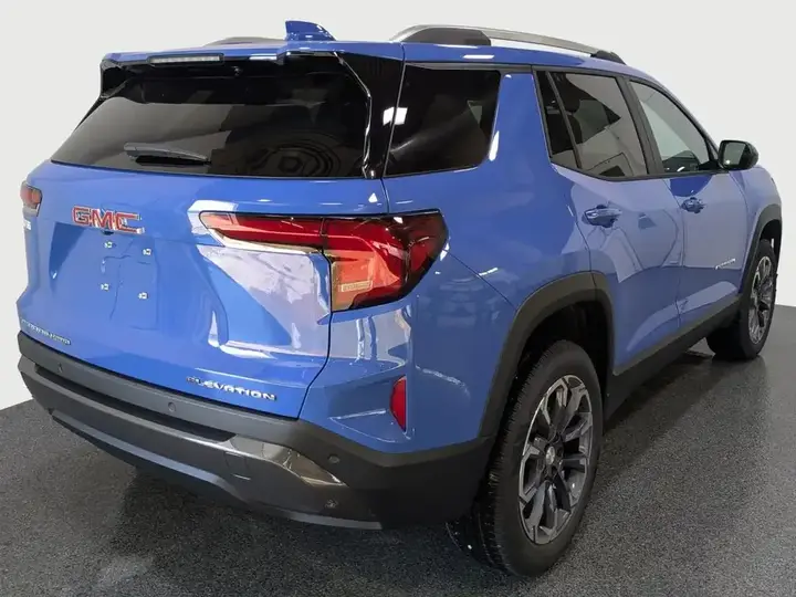 GMC Terrain 2027 photo 3