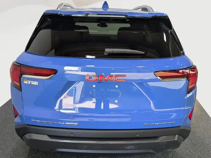 GMC Terrain 2027 photo 4