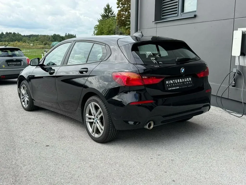 BMW 1 Series 2021 photo 3