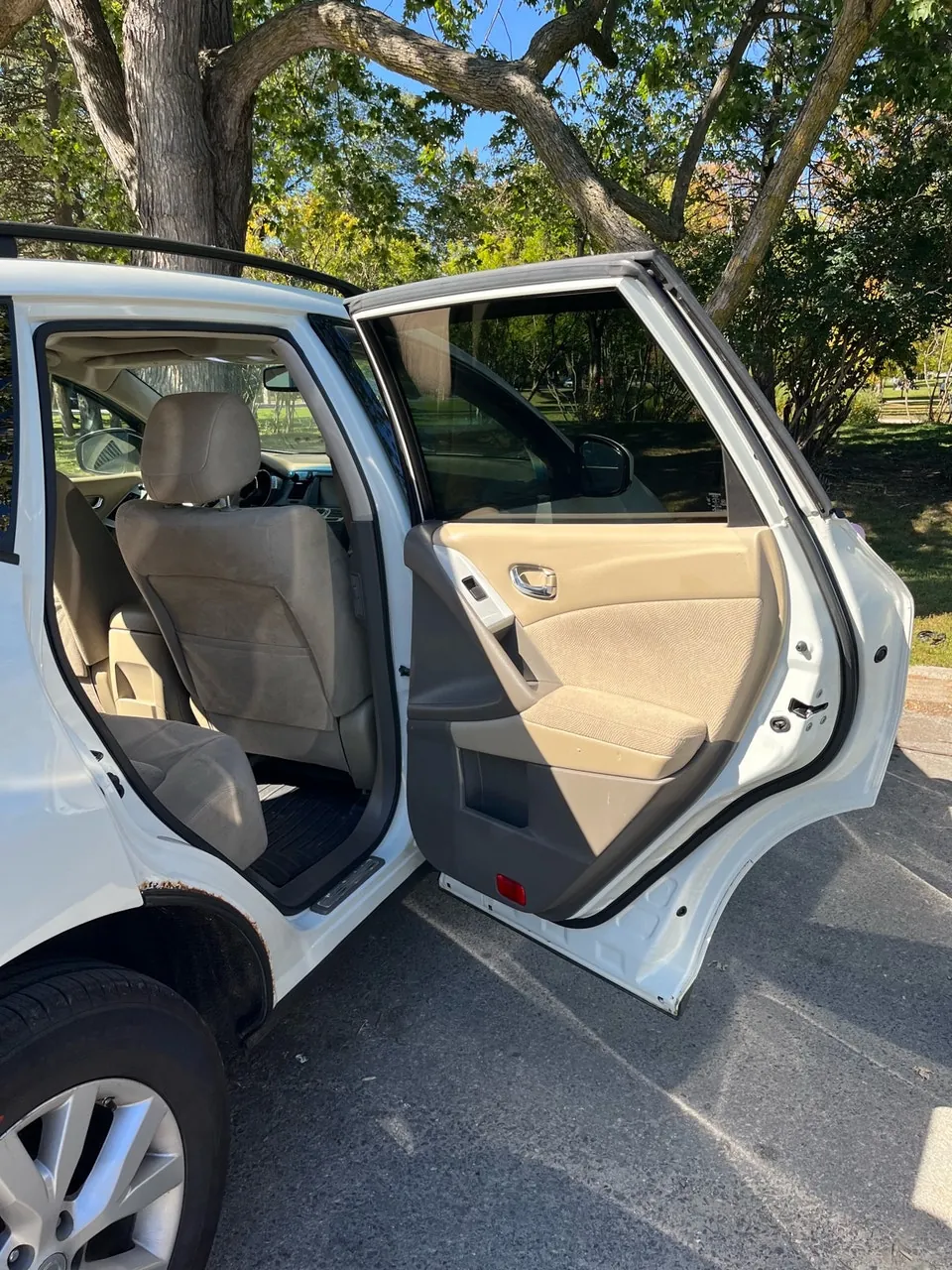 Nissan Murano 2011 photo 2