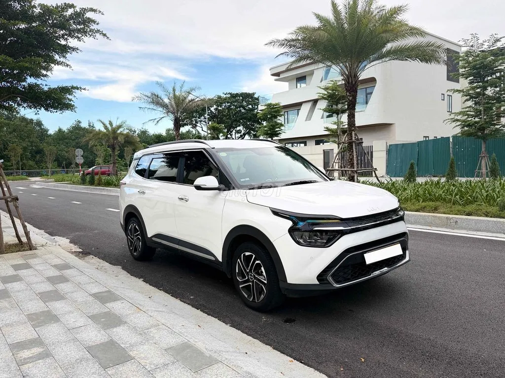 Kia Carens 2024 photo 5