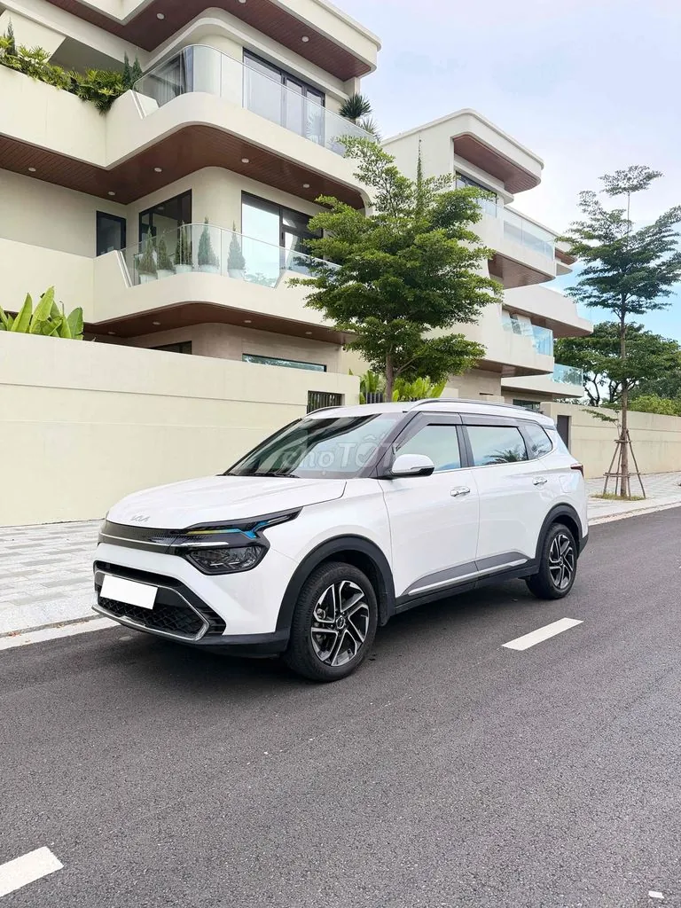 Kia Carens 2024 photo 3