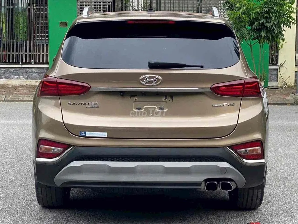 Hyundai Santa Fe 2019 photo 2