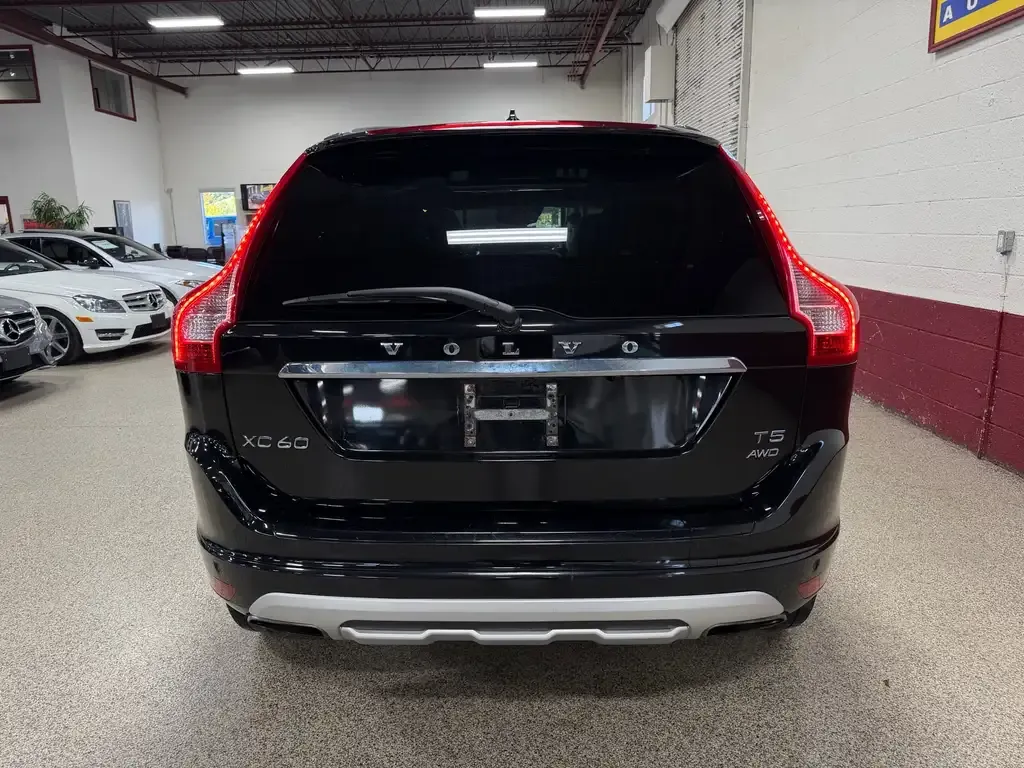 Volvo Xc60 2017 photo 4