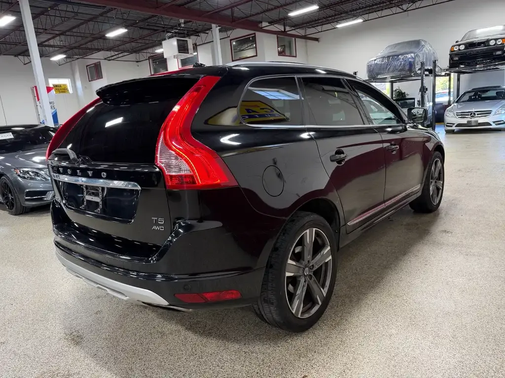 Volvo Xc60 2017 photo 5