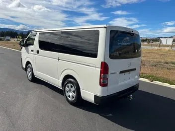 Toyota Hiace 2026 photo 4
